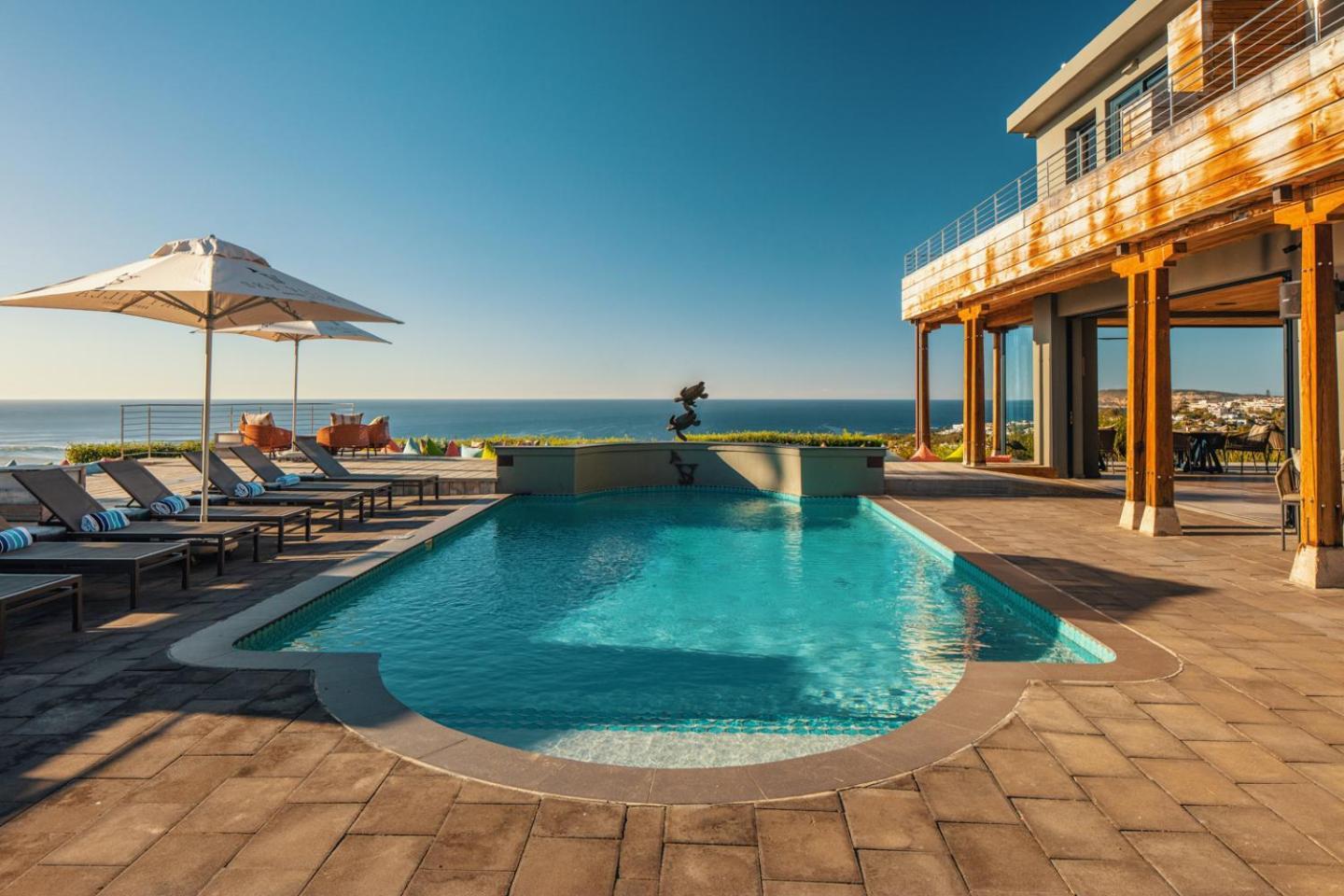 Sky Villa Boutique Hotel By Raw Africa Collection Плеттенберг-Бей Экстерьер фото The pool at the Cape Town edition